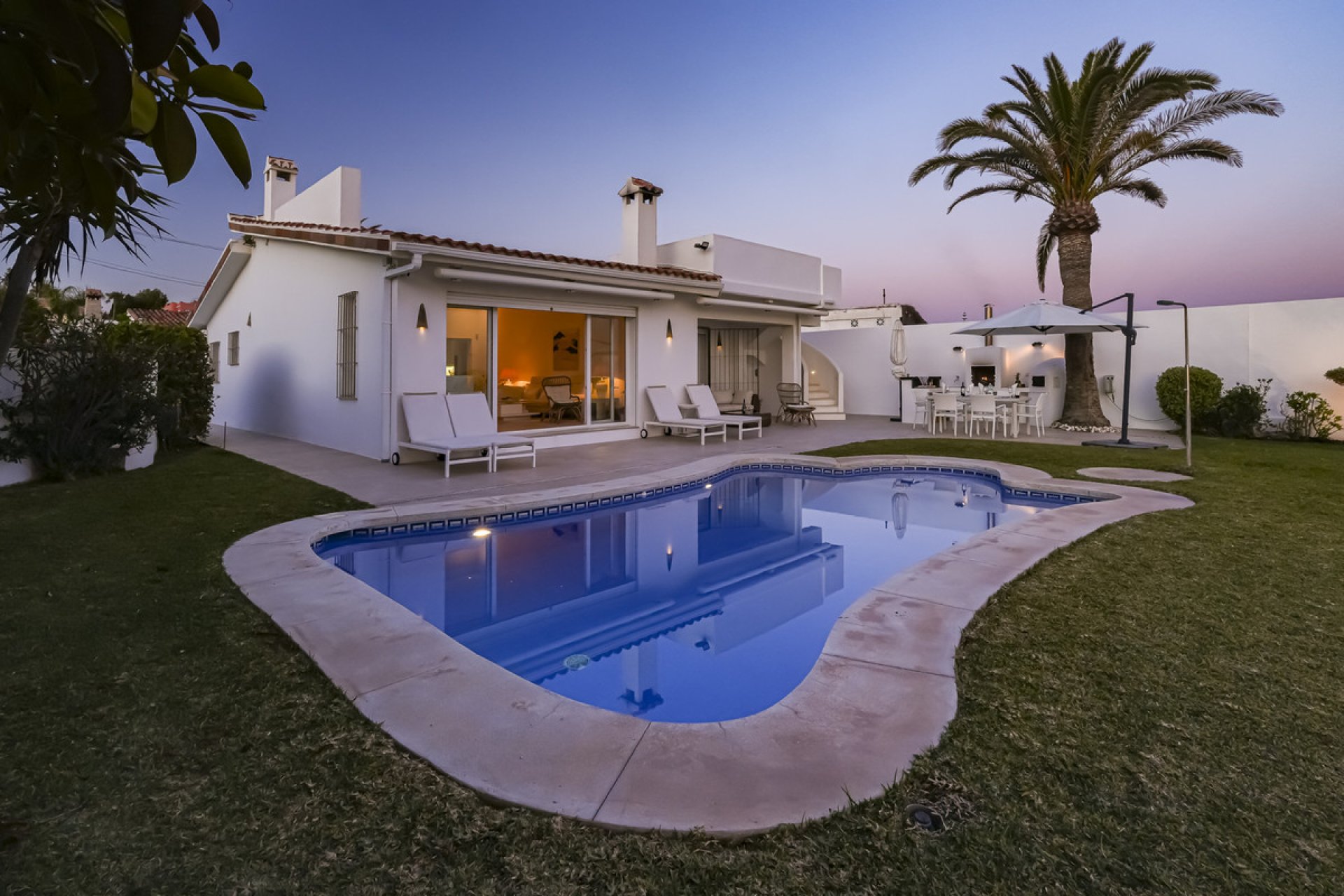 Resale - House - Detached Villa - Marbella - Marbella Centro