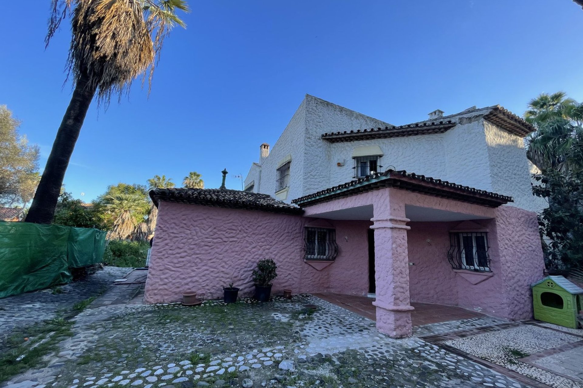 Resale - House - Detached Villa - Marbella - Marbella Centro