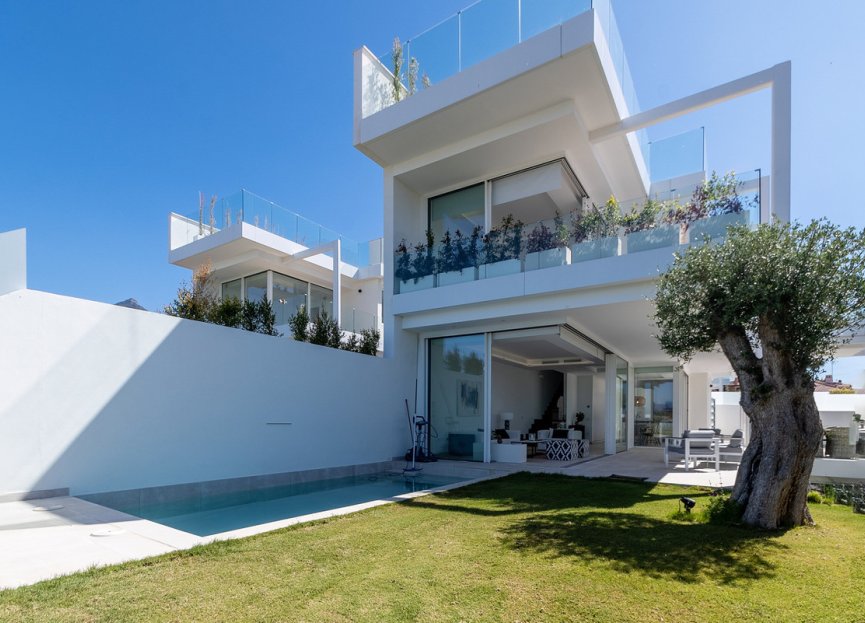 Resale - House - Detached Villa - Marbella - Marbella Centro