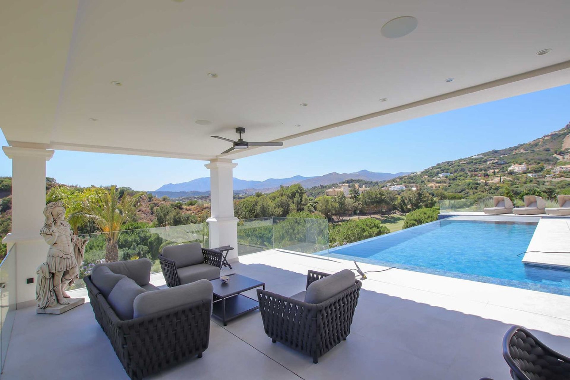 Resale - House - Detached Villa - Marbella - Marbella Centro