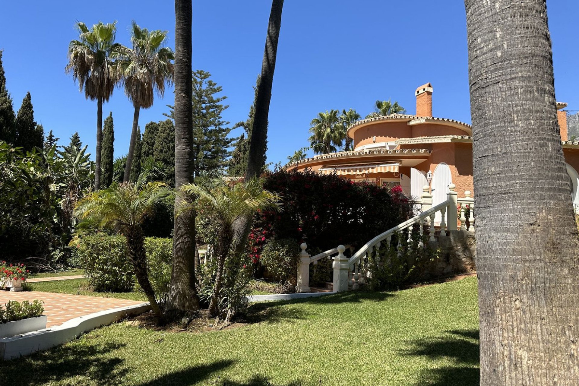 Resale - House - Detached Villa - Marbella - Marbella Centro