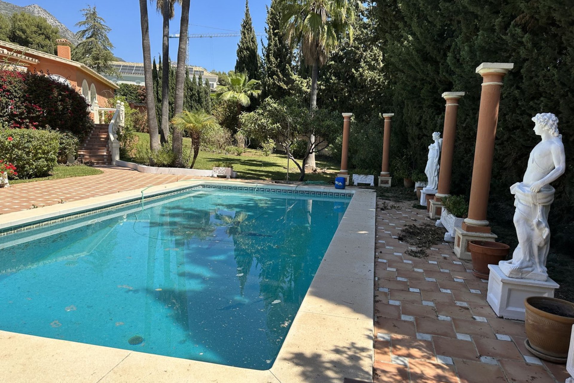 Resale - House - Detached Villa - Marbella - Marbella Centro