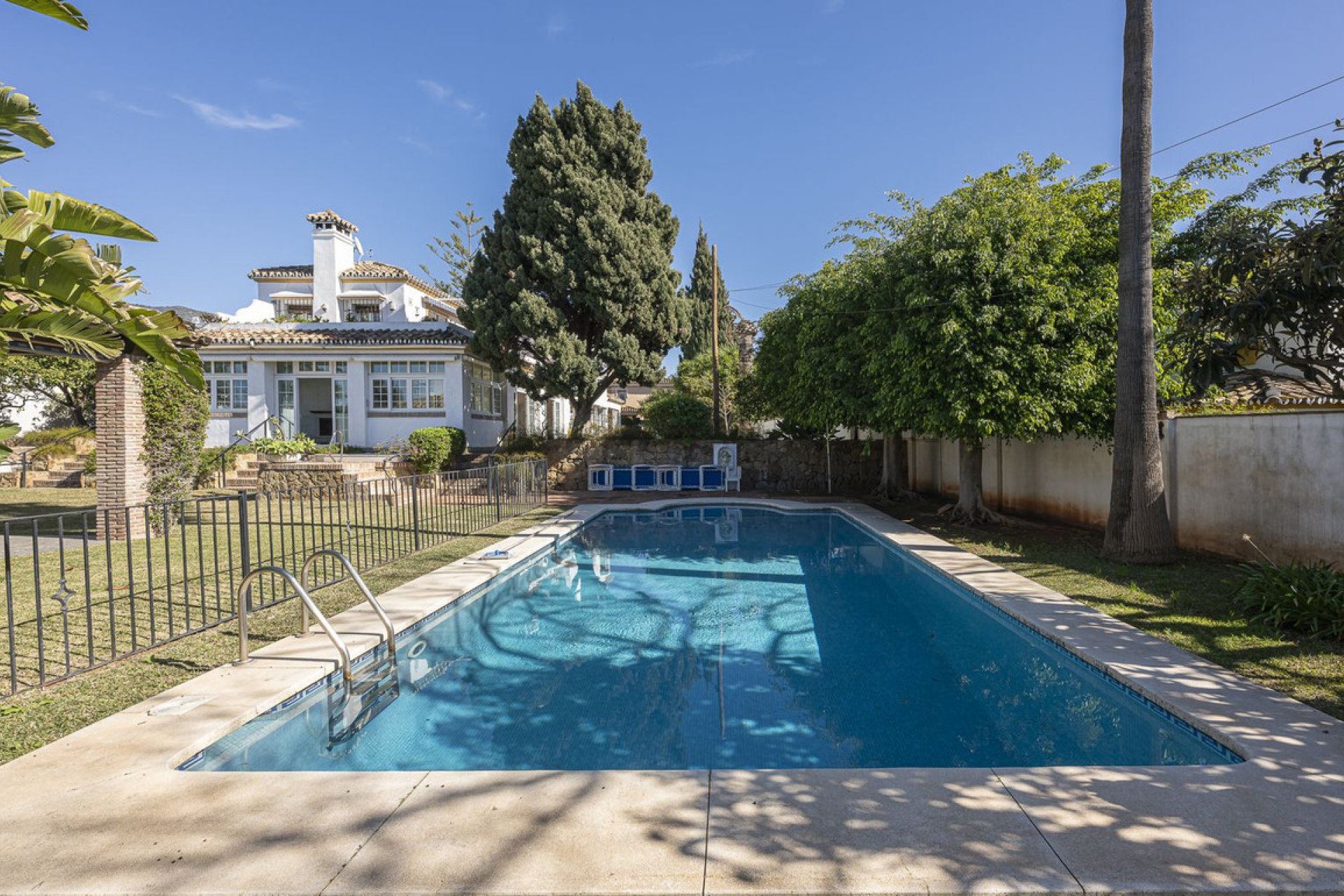 Resale - House - Detached Villa - Marbella - Marbella Centro