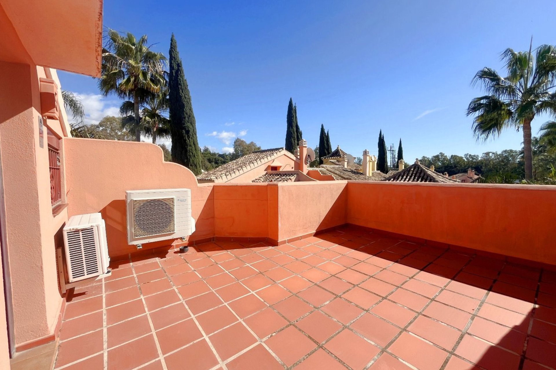 Resale - House - Detached Villa - Marbella - Marbella Centro