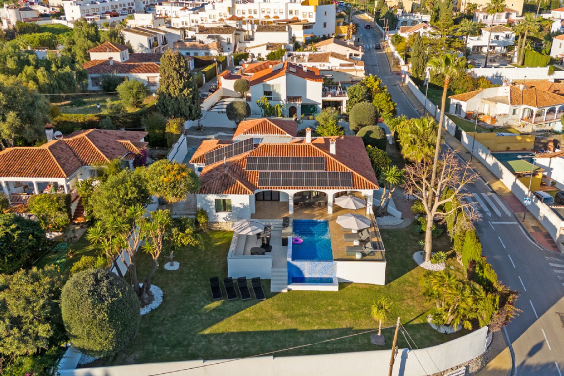 Resale - House - Detached Villa - Marbella - Marbella Centro