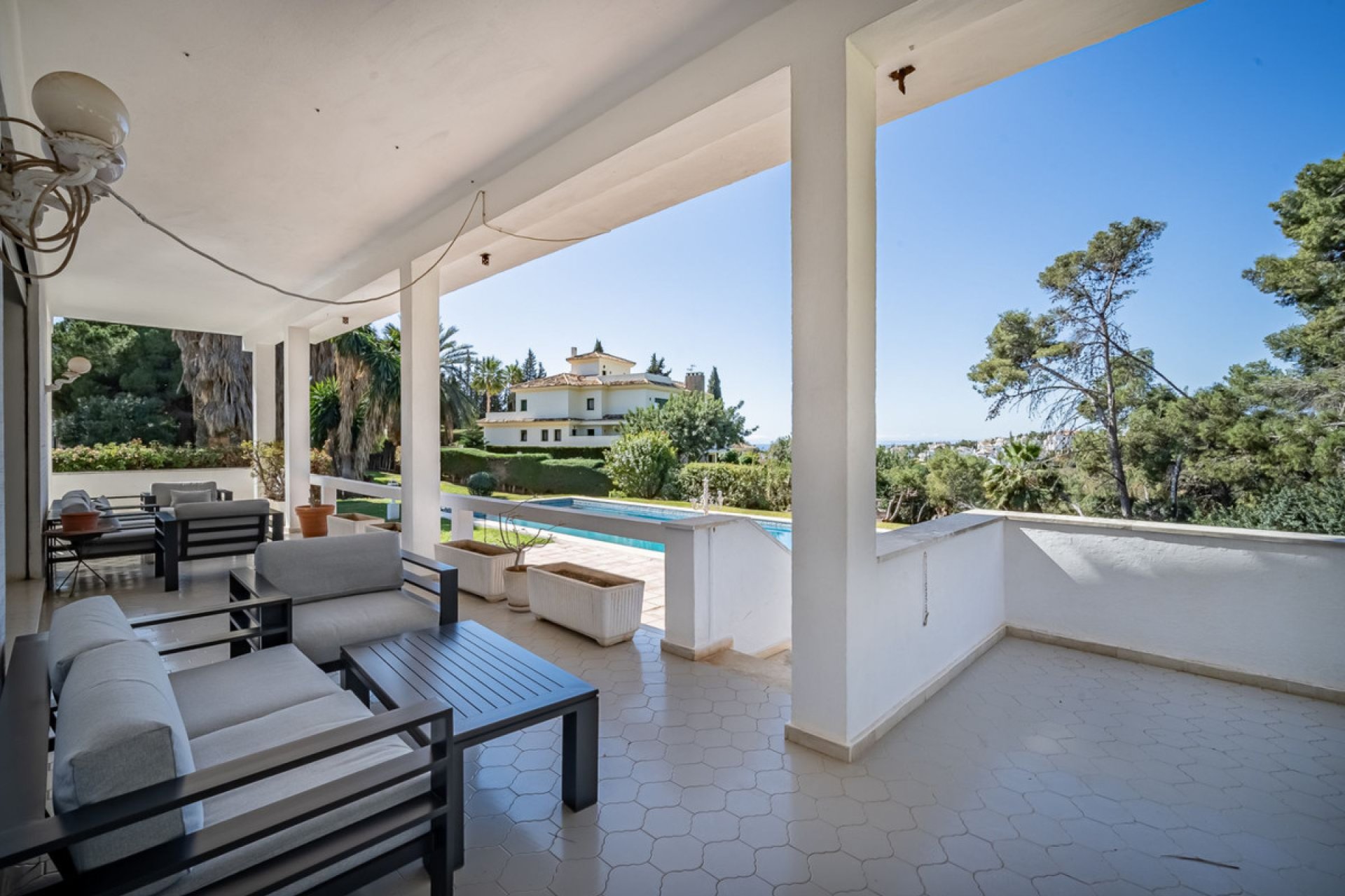 Resale - House - Detached Villa - Marbella - Marbella Centro