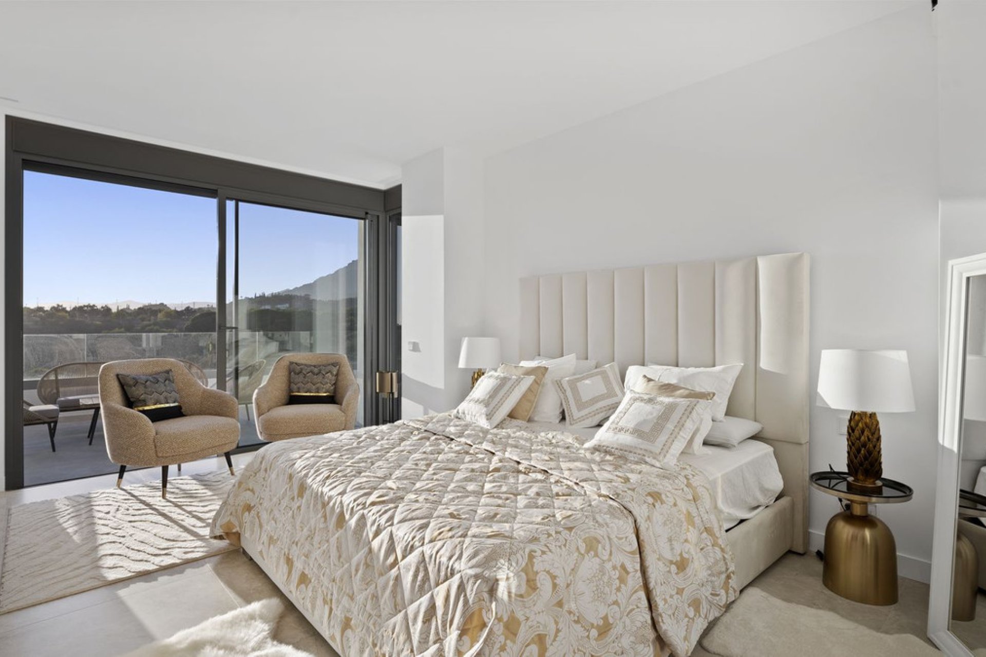 Resale - House - Detached Villa - Marbella - Marbella Centro