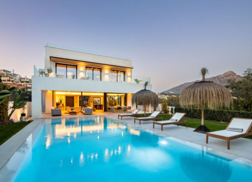 Resale - House - Detached Villa - Marbella - Marbella Centro