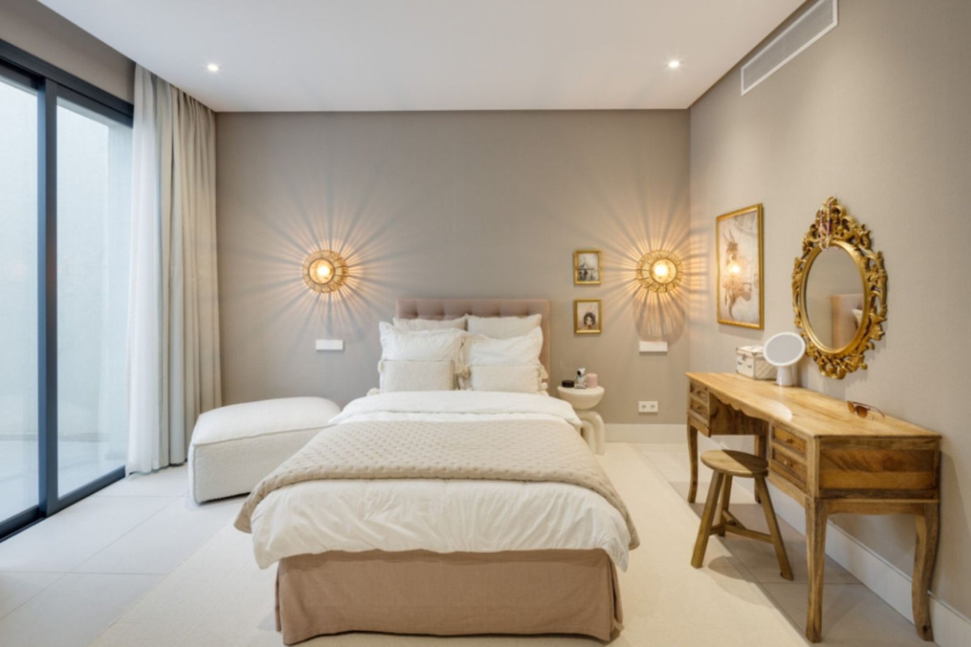 Resale - House - Detached Villa - Marbella - Marbella Centro