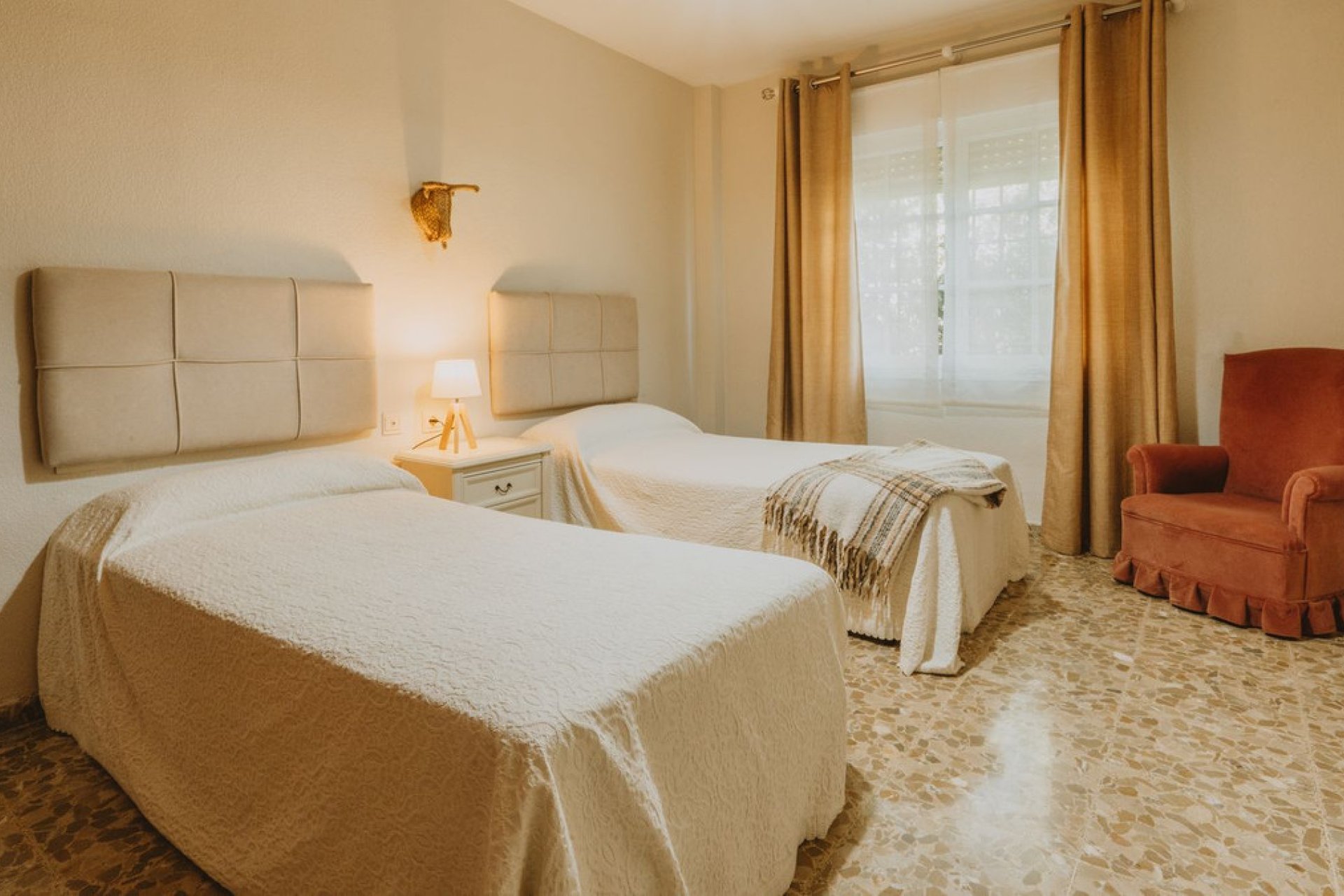 Resale - House - Detached Villa - Marbella - Marbella Centro