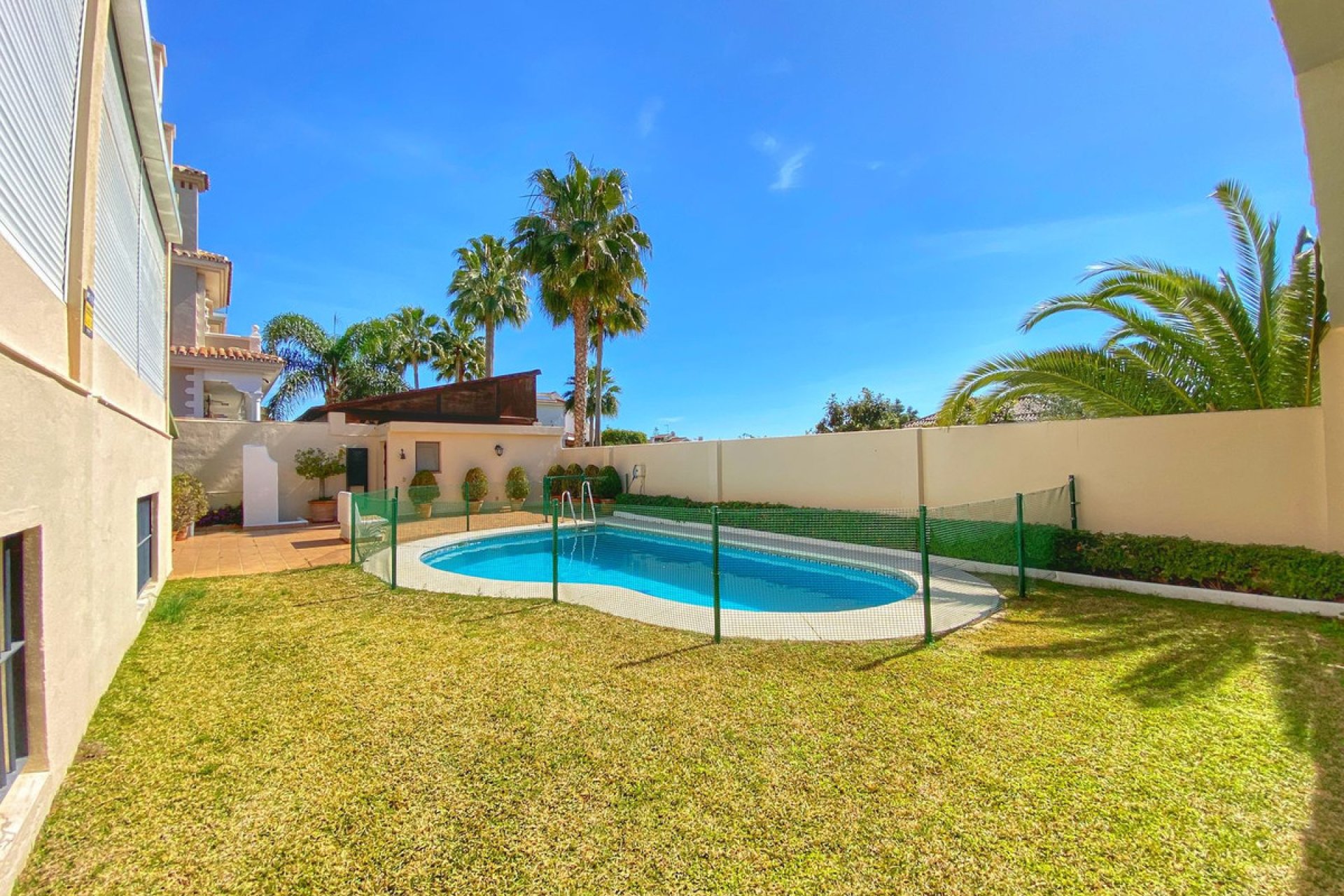 Resale - House - Detached Villa - Marbella - Marbella Centro