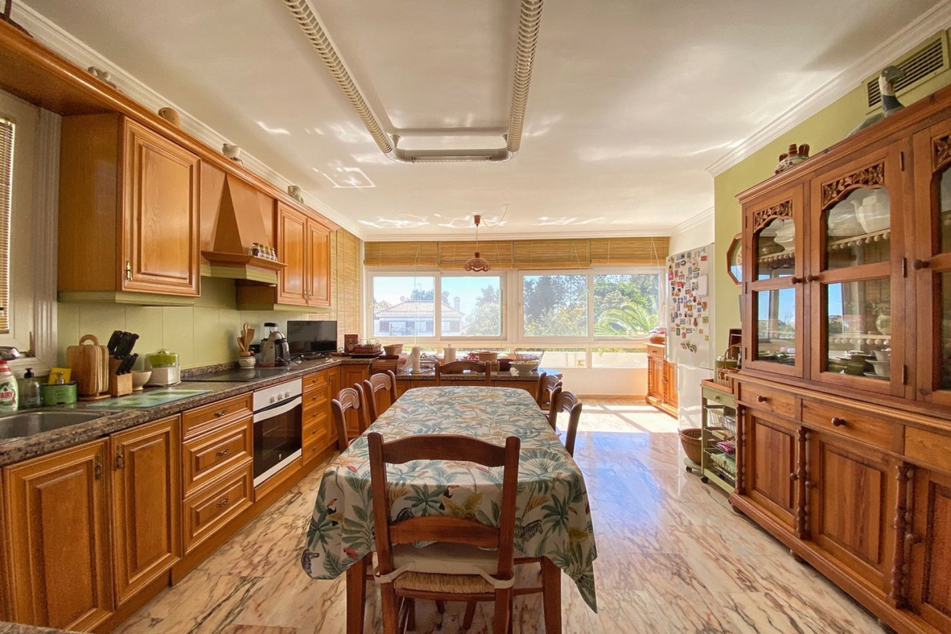 Resale - House - Detached Villa - Marbella - Marbella Centro