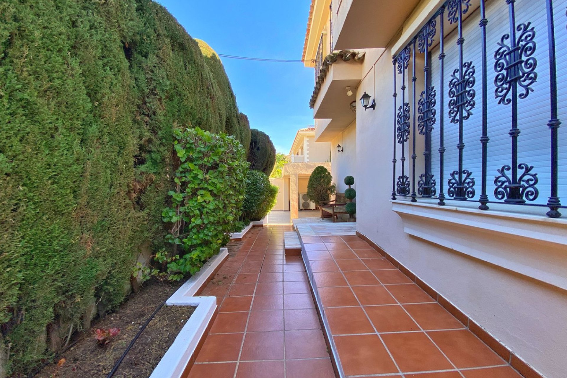 Resale - House - Detached Villa - Marbella - Marbella Centro