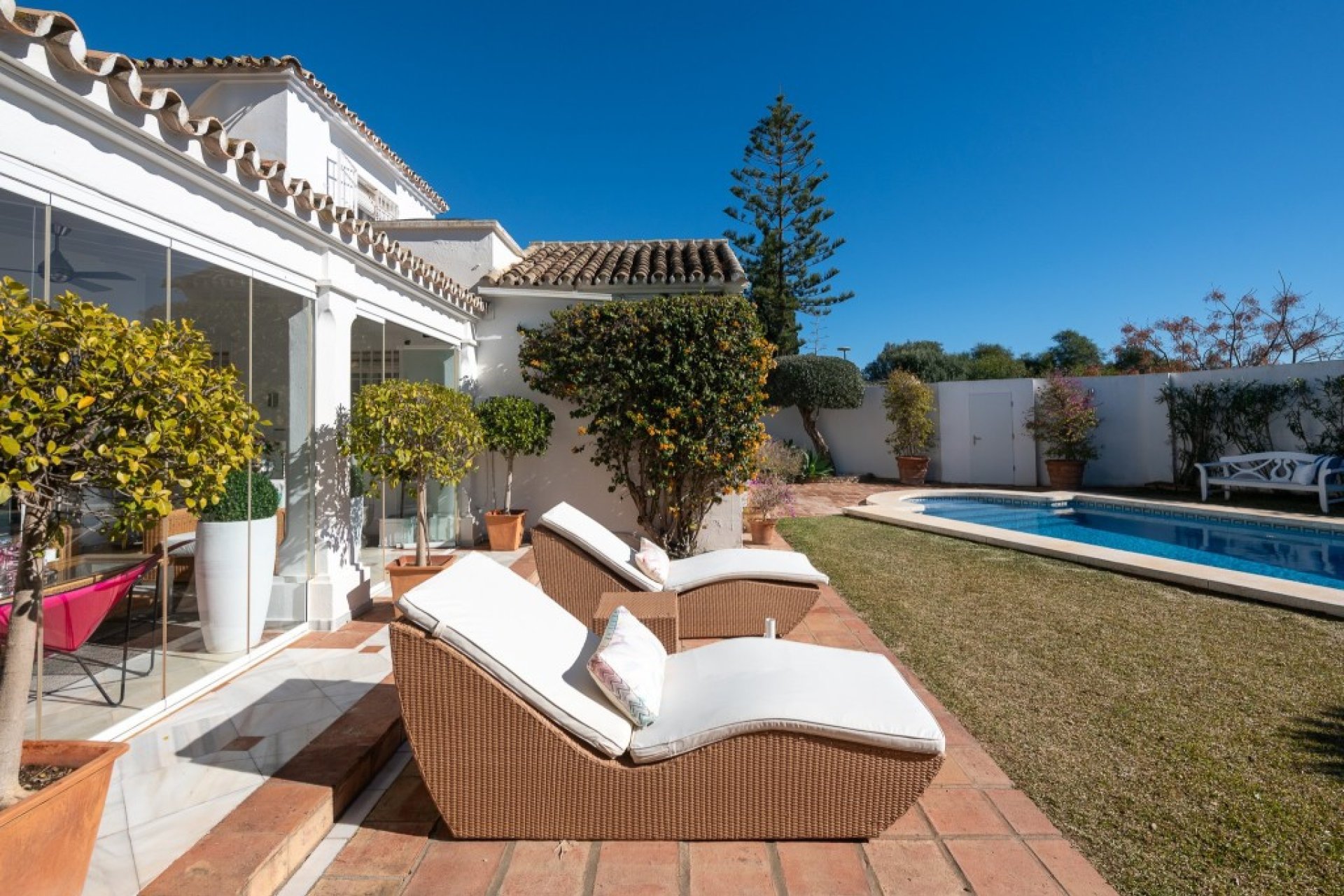 Resale - House - Detached Villa - Marbella - Marbella Centro