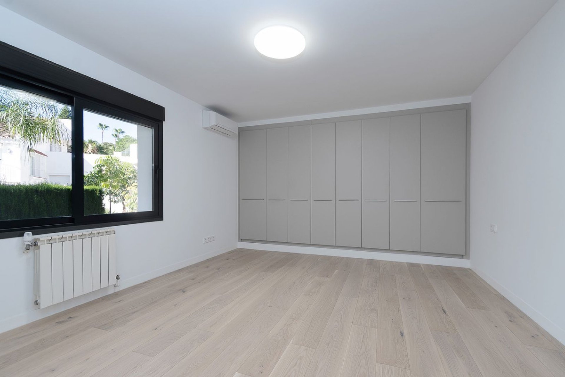 Resale - House - Detached Villa - Marbella - Marbella Centro