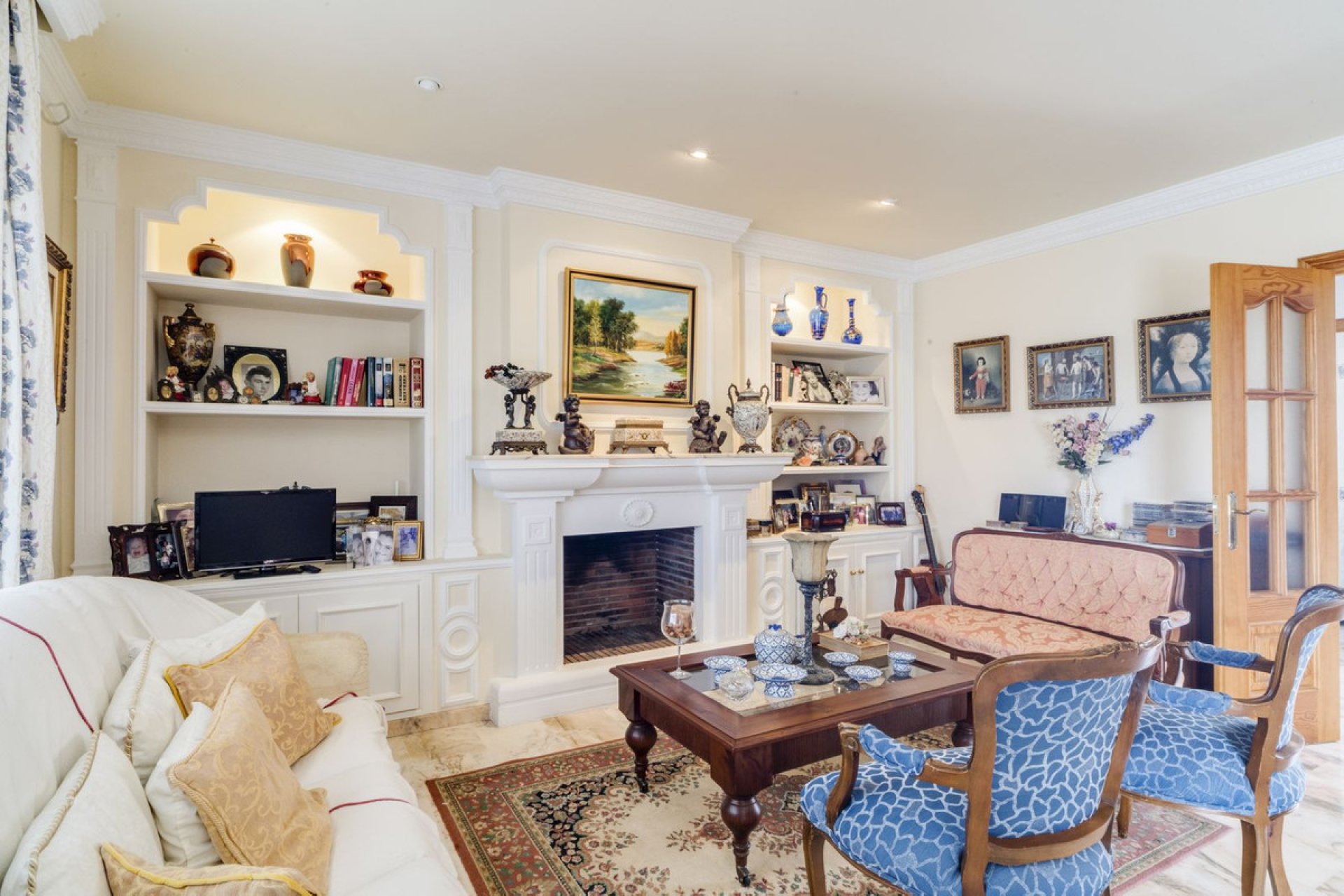 Resale - House - Detached Villa - Marbella - Marbella Centro