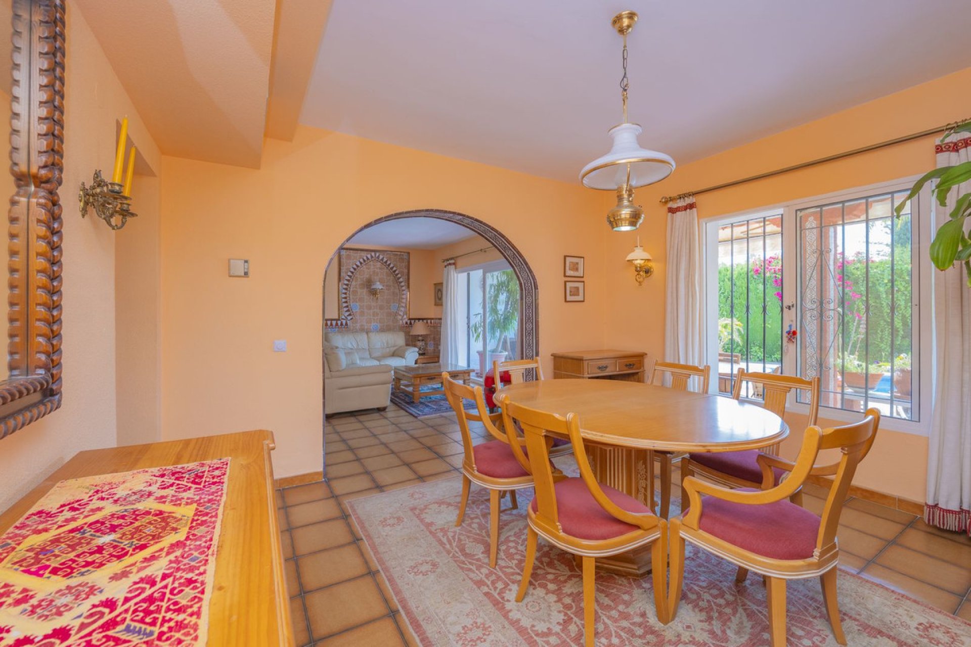 Resale - House - Detached Villa - Marbella - Marbella Centro