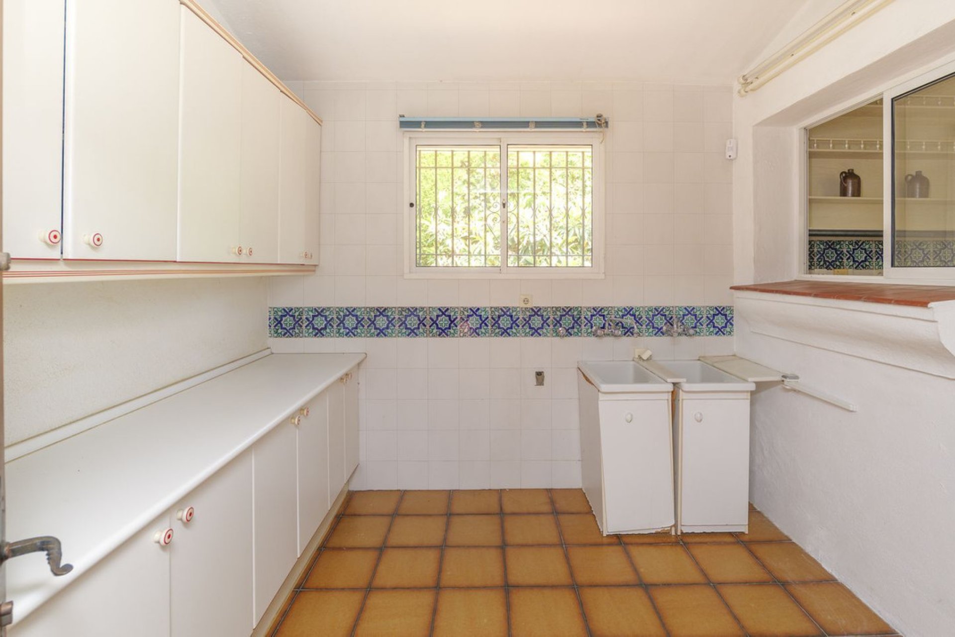 Resale - House - Detached Villa - Marbella - Marbella Centro