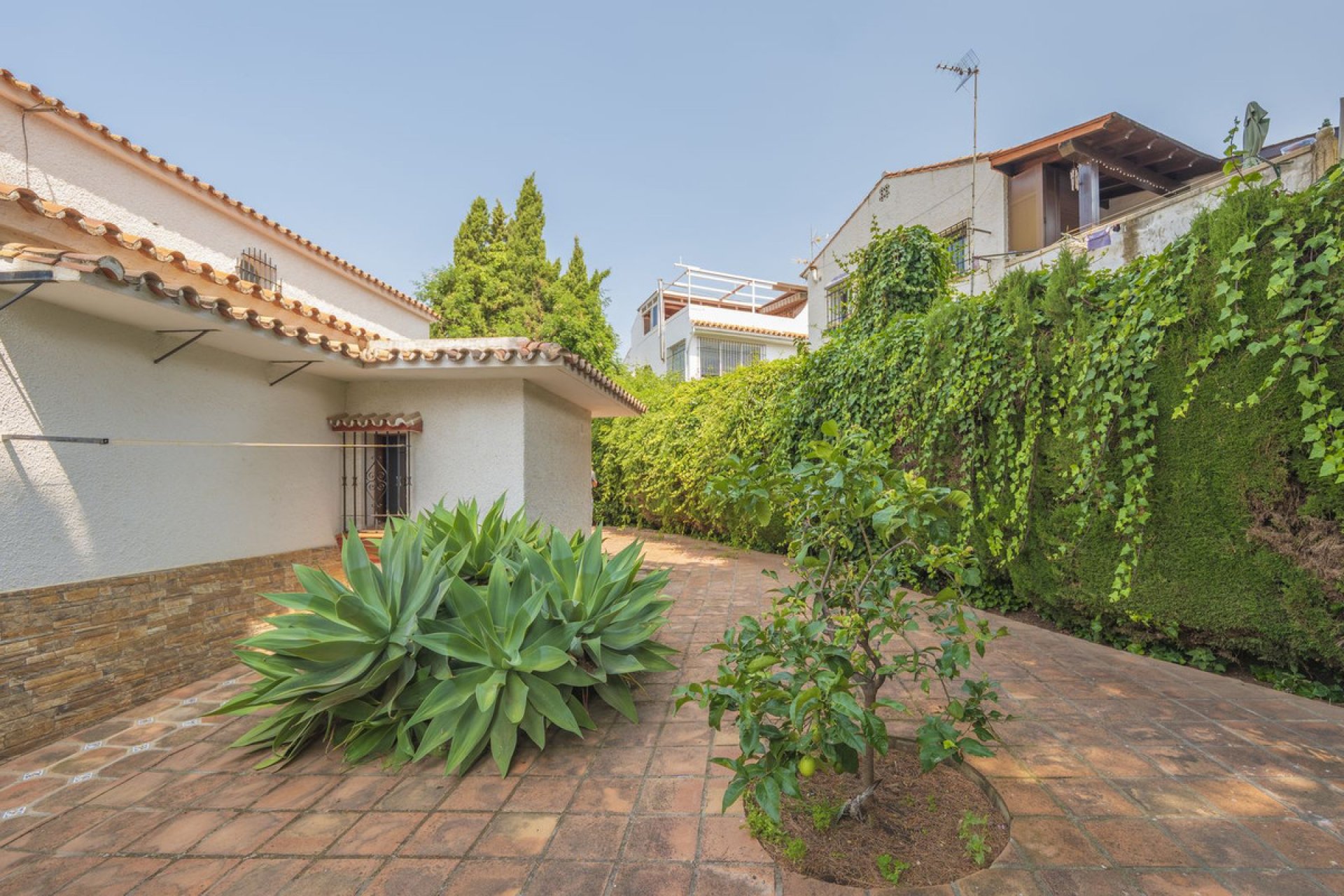 Resale - House - Detached Villa - Marbella - Marbella Centro