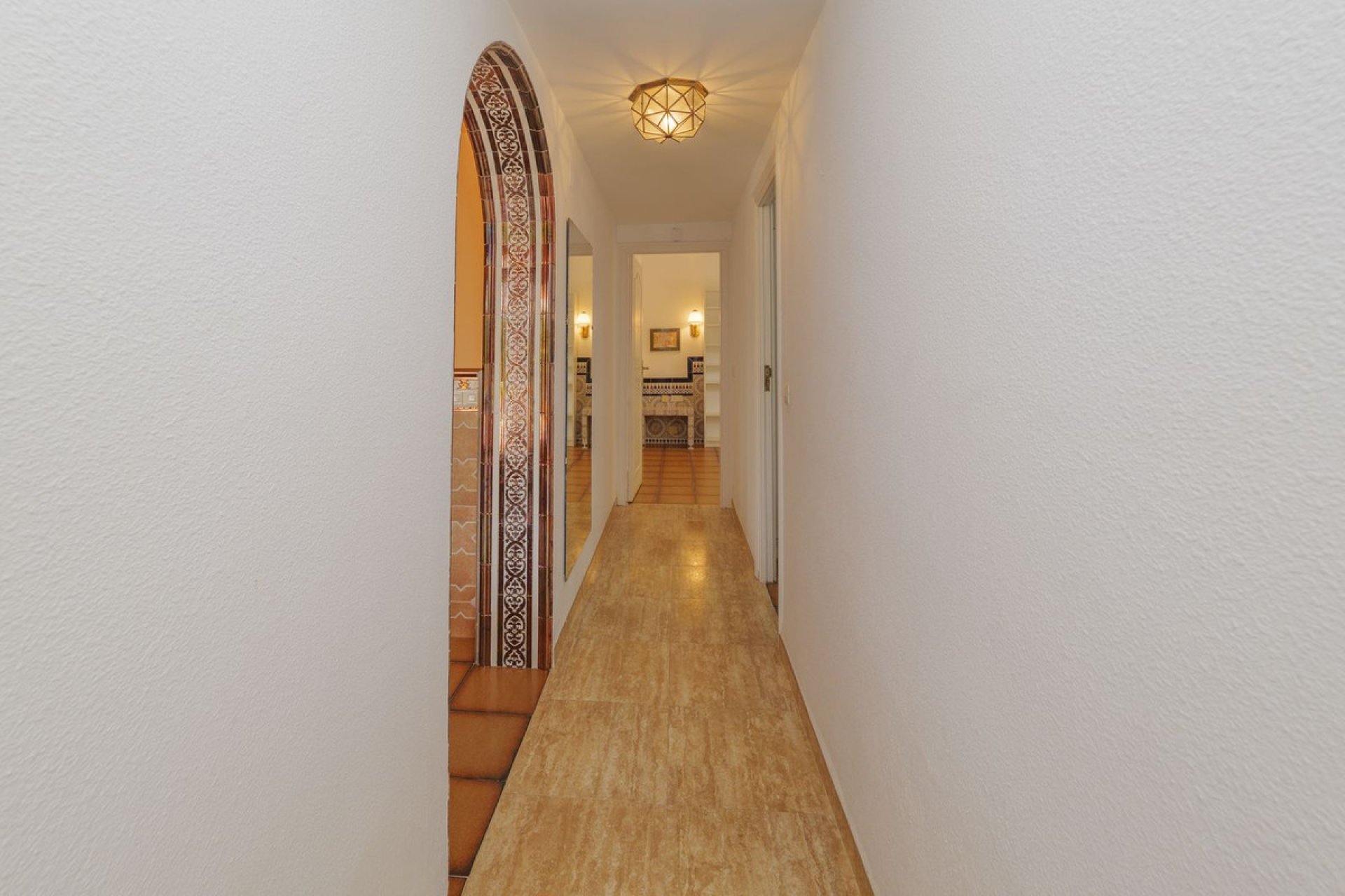 Resale - House - Detached Villa - Marbella - Marbella Centro