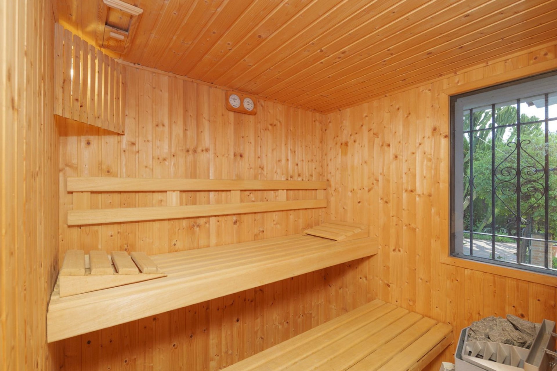 Resale - House - Detached Villa - Marbella - Marbella Centro