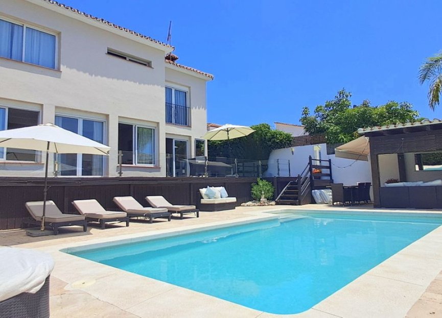 Resale - House - Detached Villa - Marbella - Marbella Centro