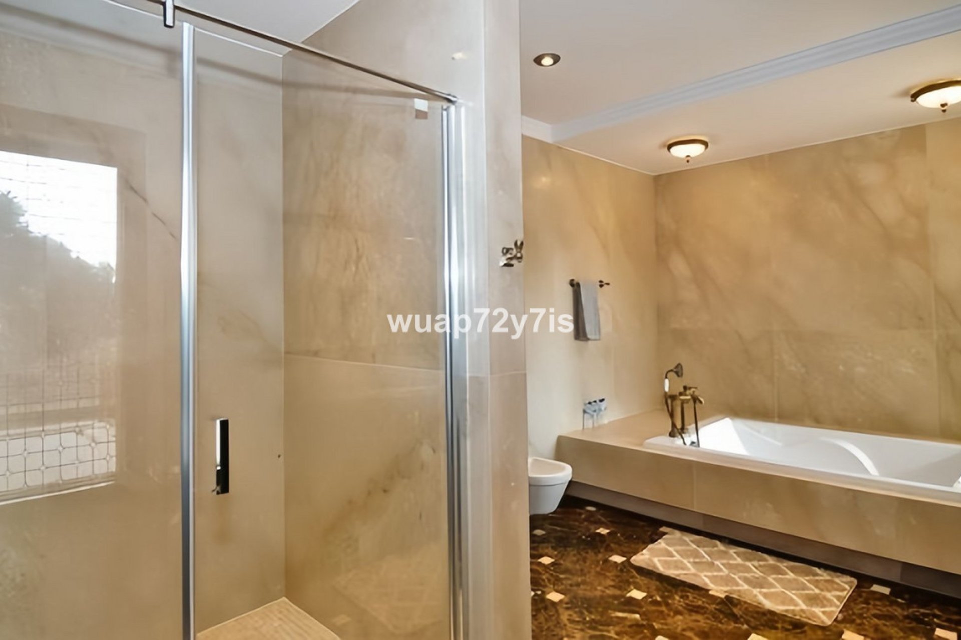 Resale - House - Detached Villa - Marbella - Marbella Centro