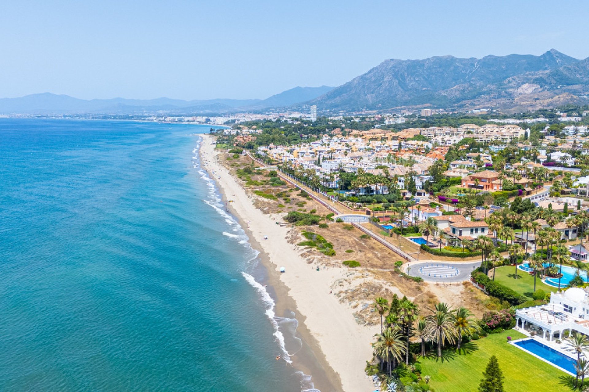 Resale - House - Detached Villa - Marbella - Marbella Centro