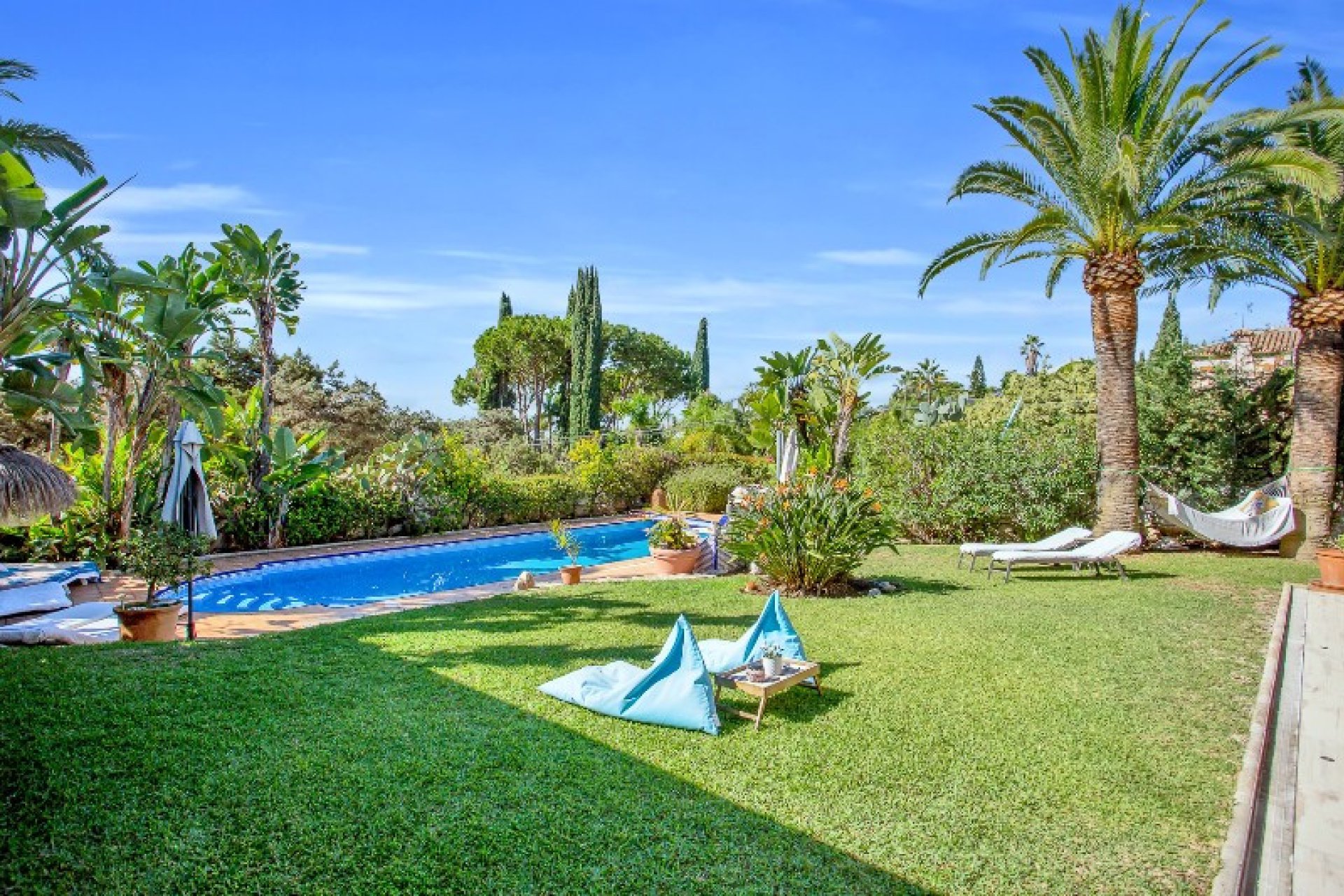 Resale - House - Detached Villa - Marbella - Marbesa