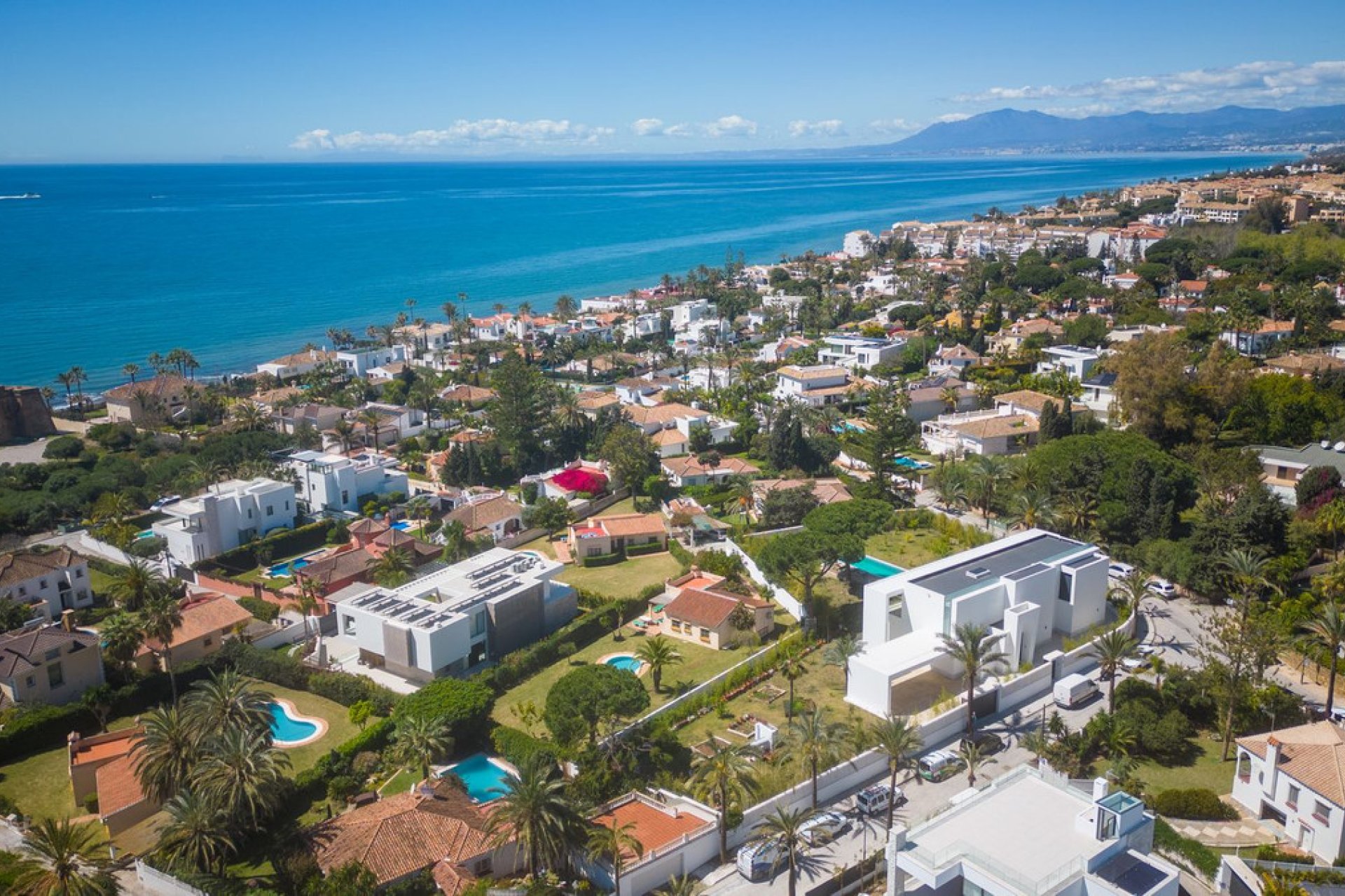 Resale - House - Detached Villa - Marbella - Marbesa