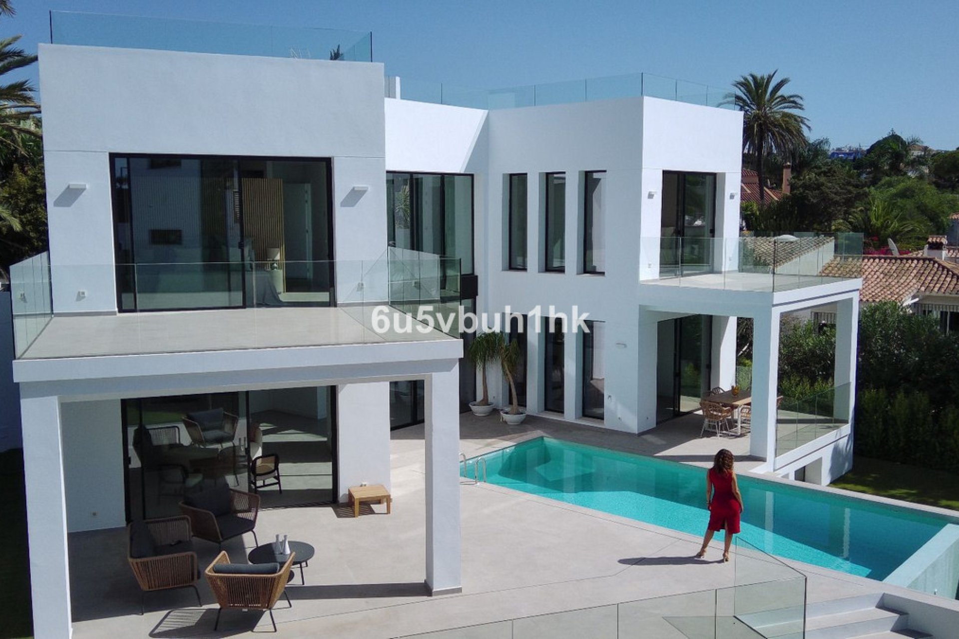 Resale - House - Detached Villa - Marbella - Marbesa