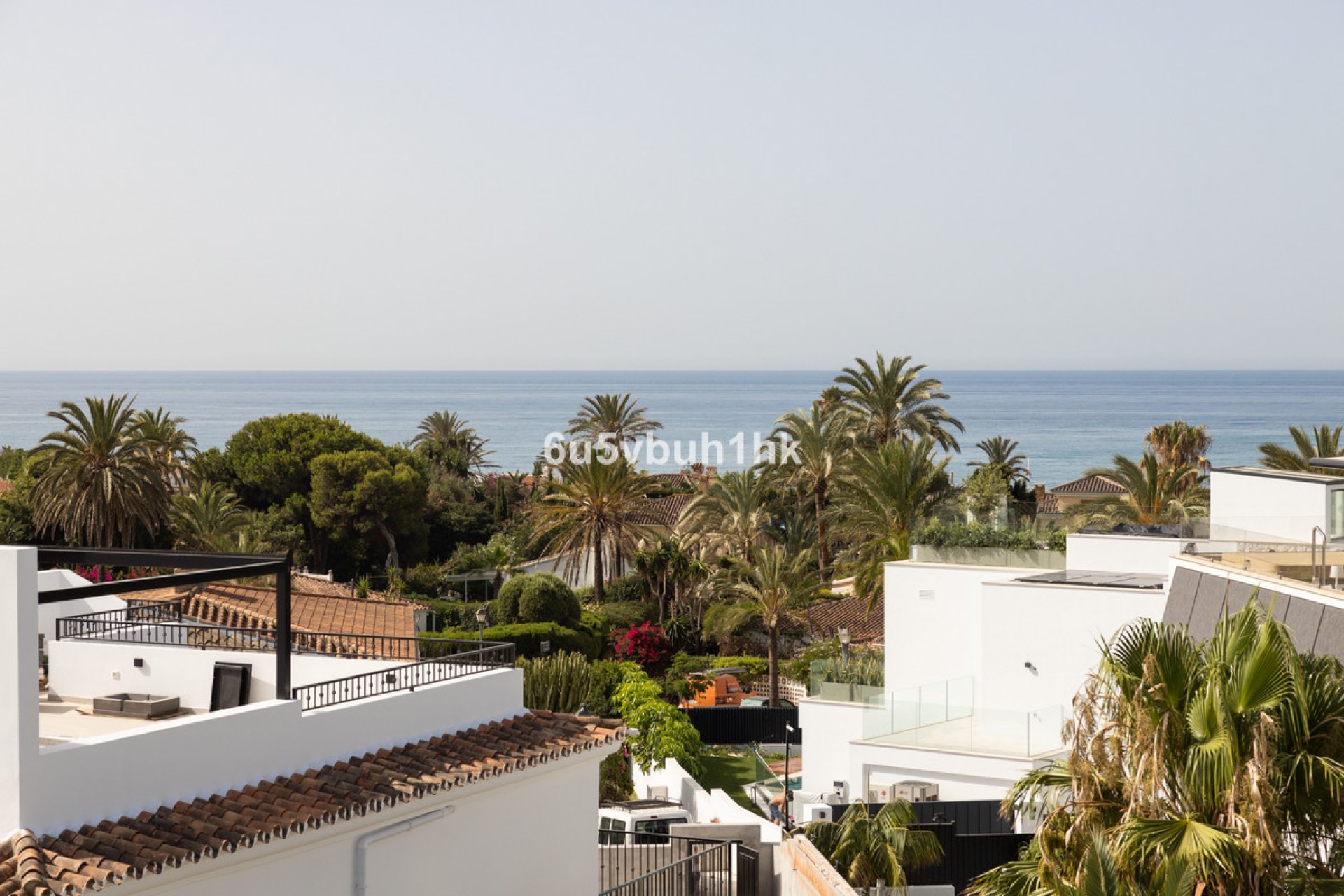 Resale - House - Detached Villa - Marbella - Marbesa