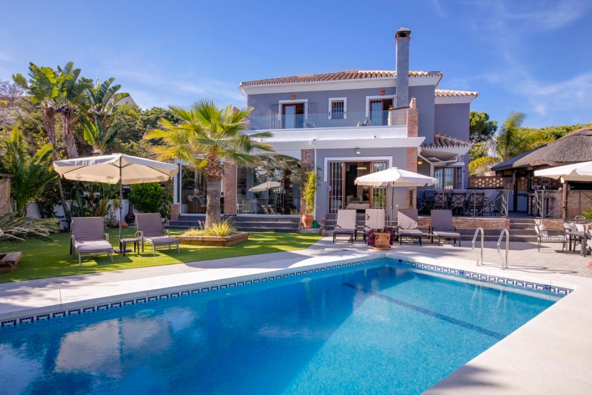 Resale - House - Detached Villa - Marbella - Marbesa