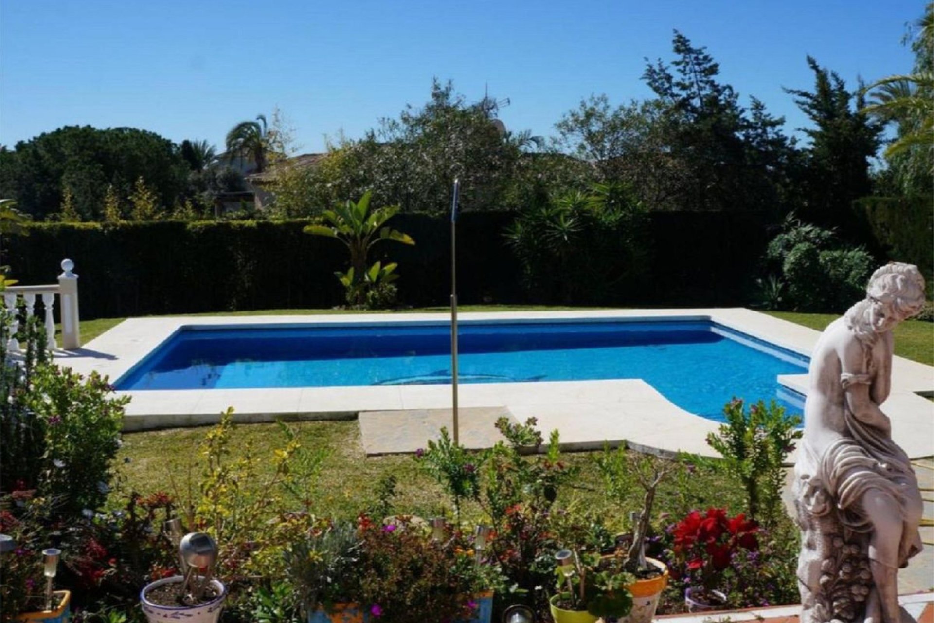 Resale - House - Detached Villa - Marbella - Marbesa