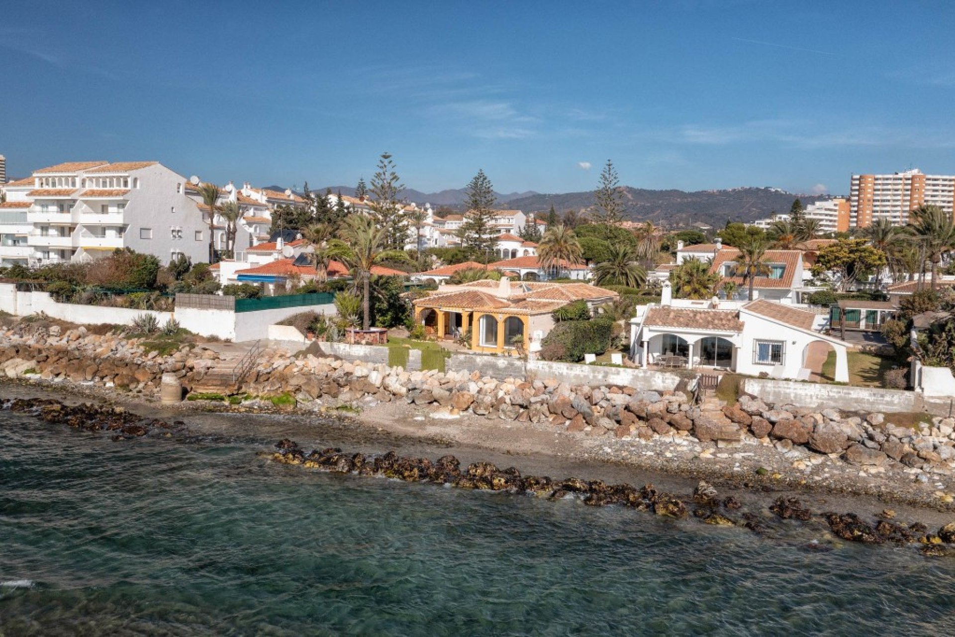 Resale - House - Detached Villa - Marbella - Marbesa