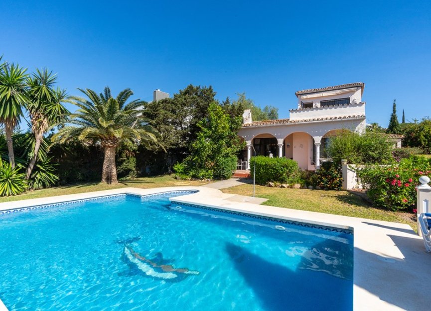 Resale - House - Detached Villa - Marbella - Marbesa