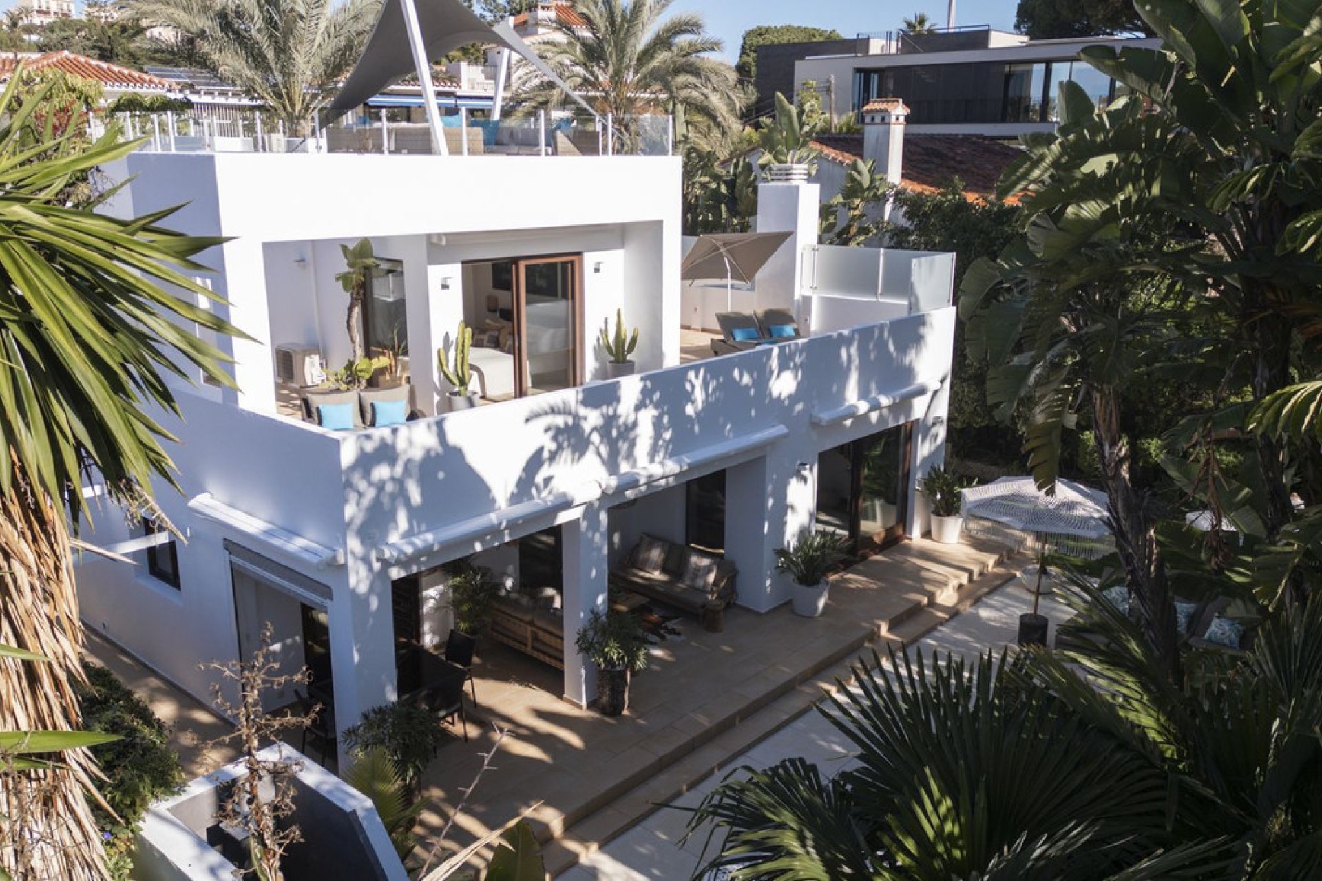 Resale - House - Detached Villa - Marbella - Marbesa