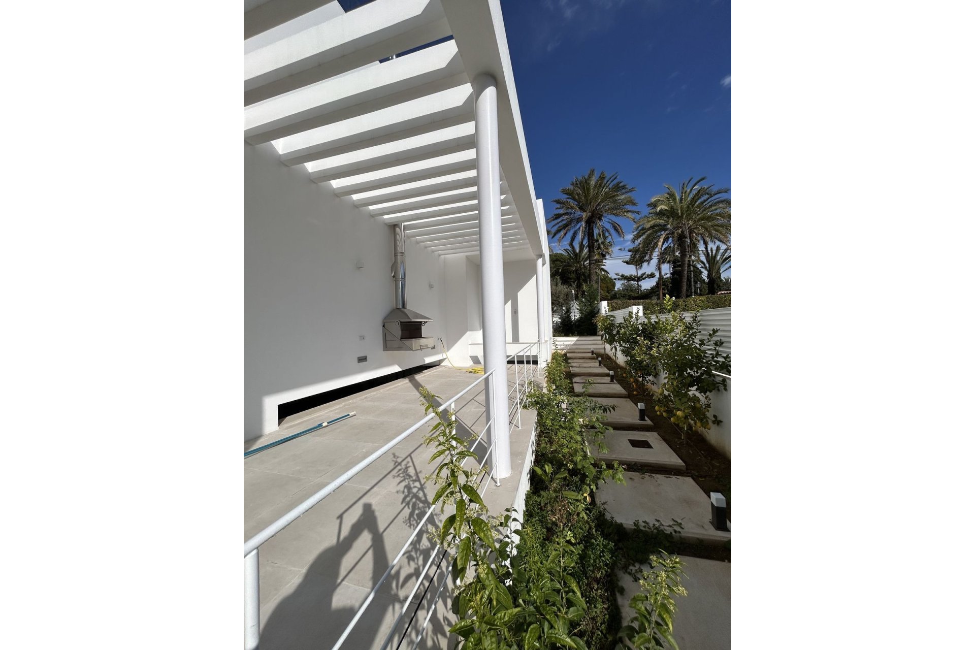 Resale - House - Detached Villa - Marbella - Marbesa