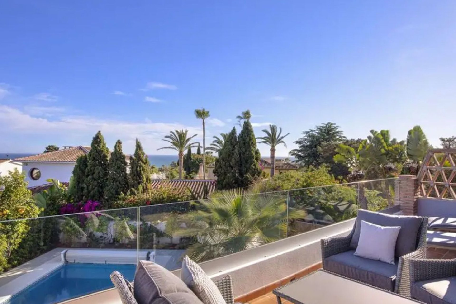 Resale - House - Detached Villa - Marbella - Marbesa