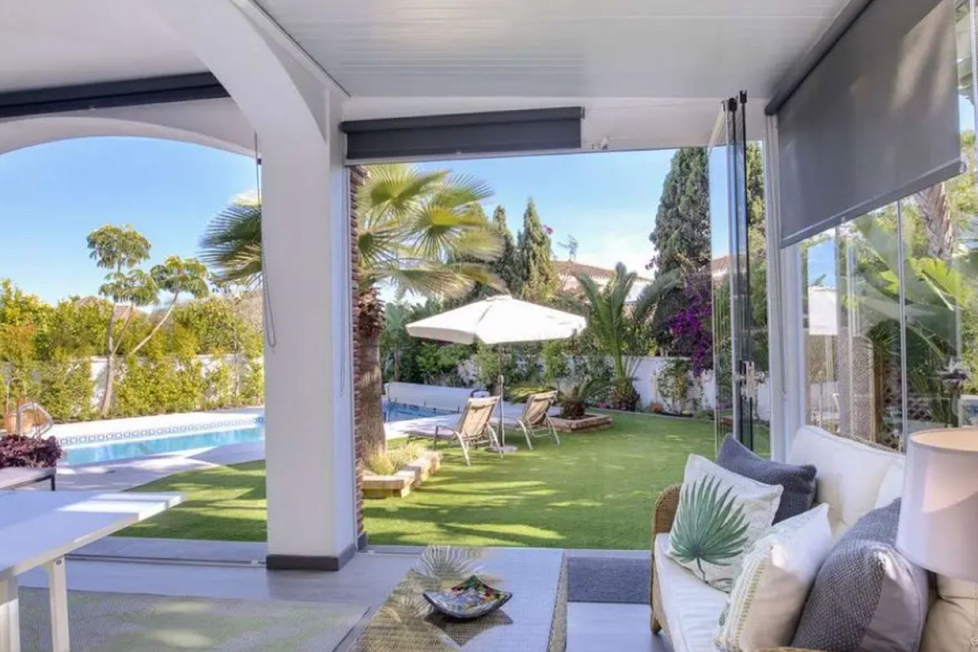 Resale - House - Detached Villa - Marbella - Marbesa