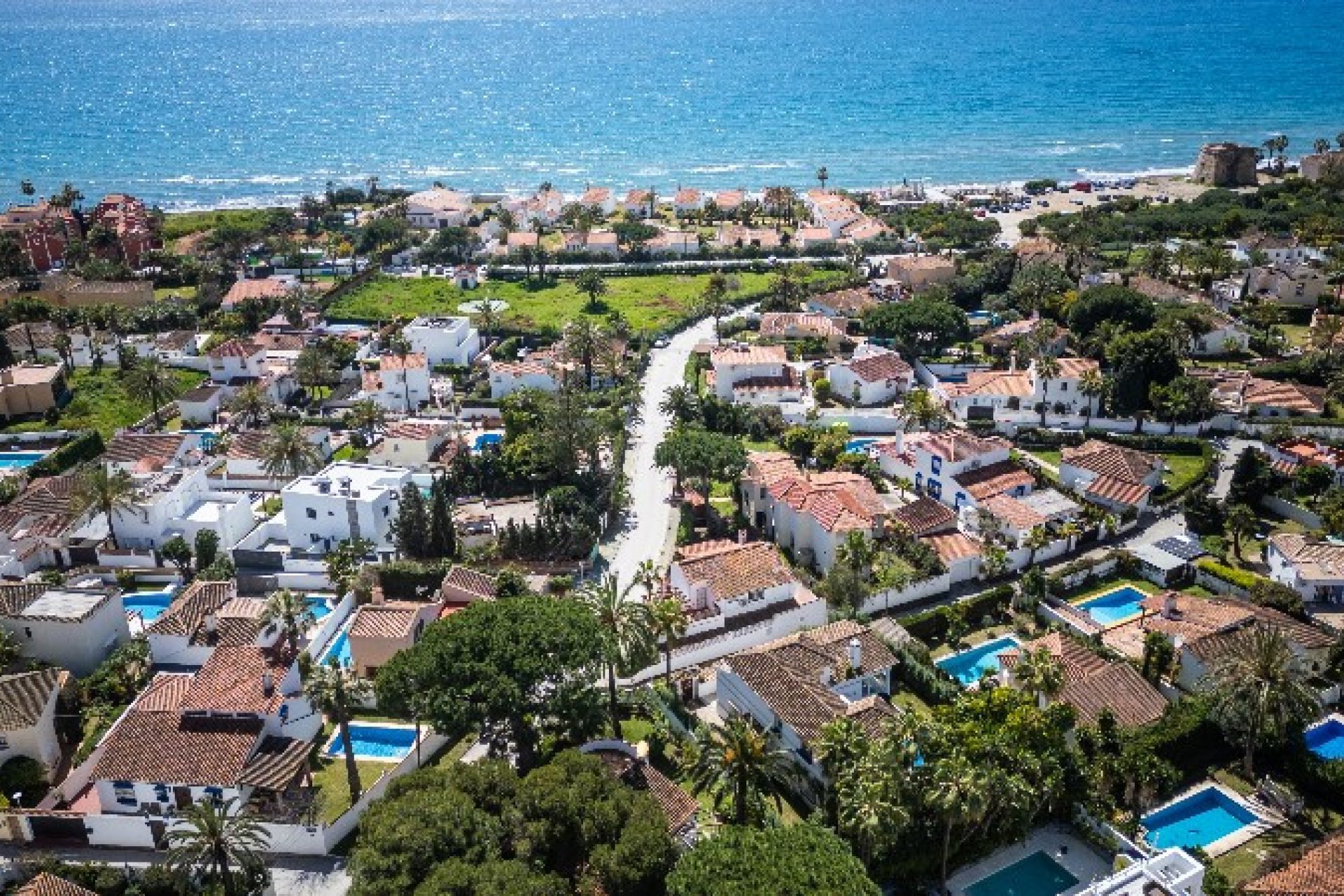 Resale - House - Detached Villa - Marbella - Marbesa