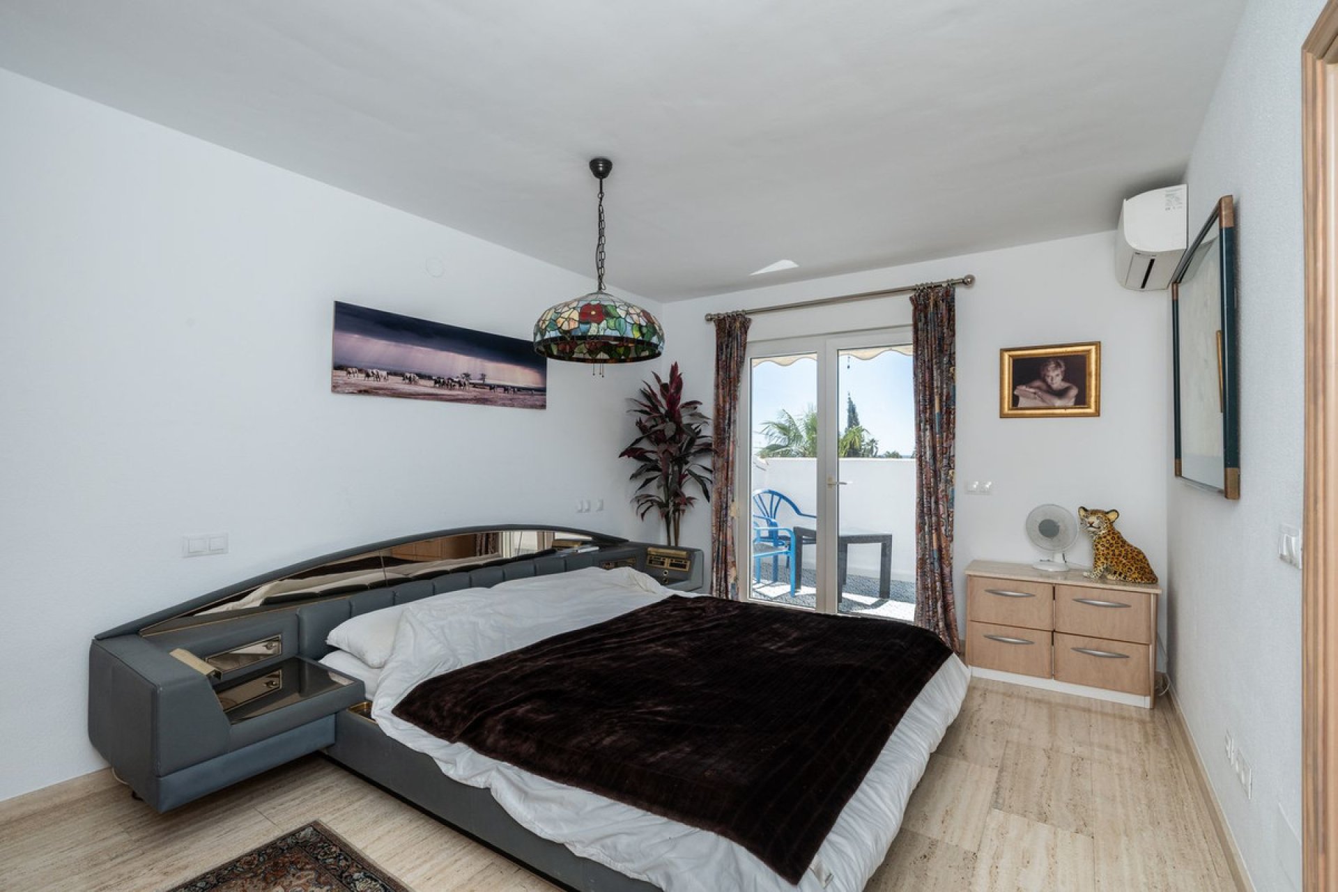 Resale - House - Detached Villa - Marbella - Marbesa