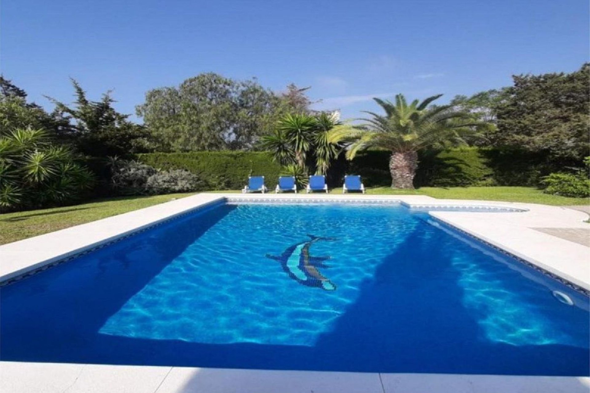 Resale - House - Detached Villa - Marbella - Marbesa