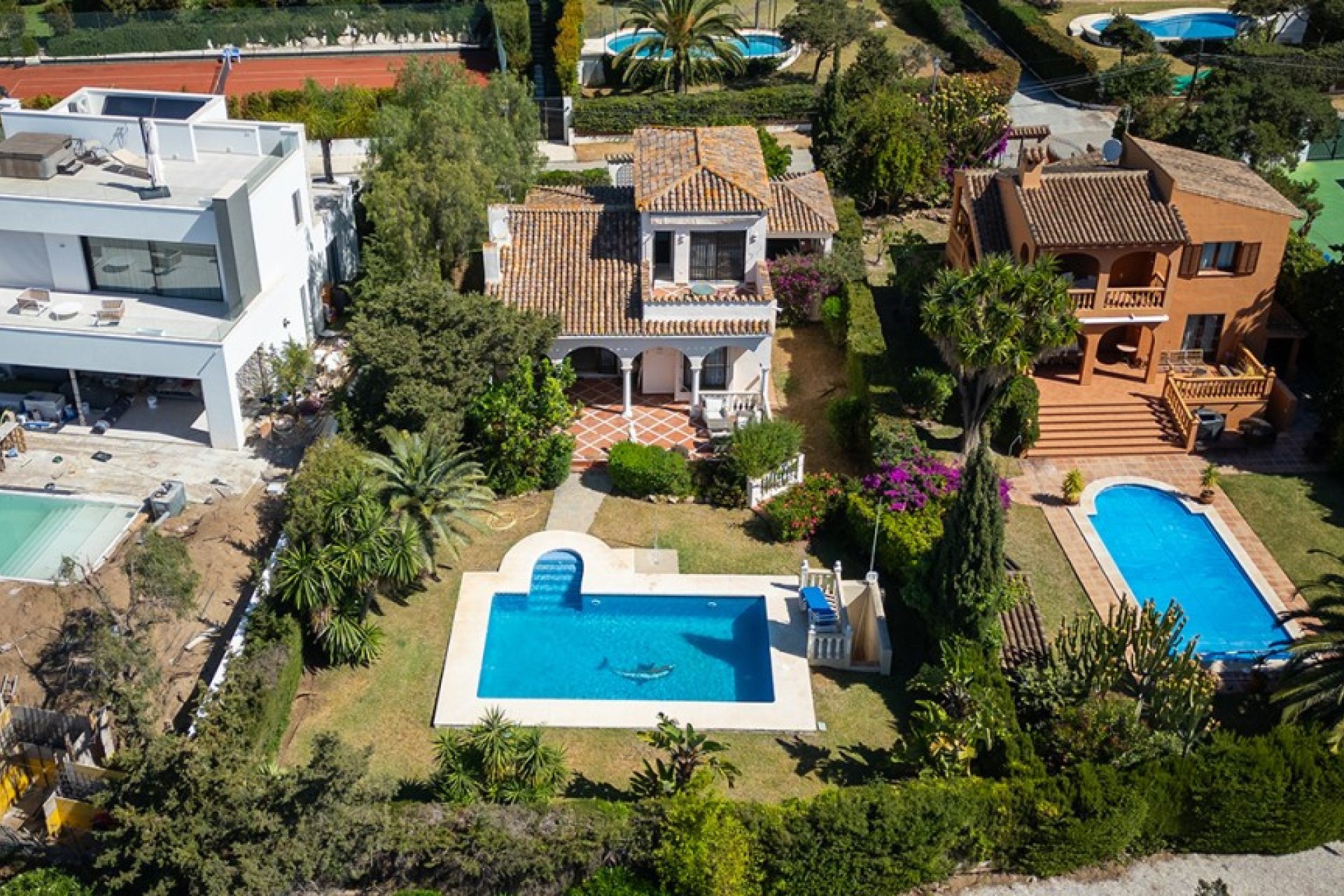 Resale - House - Detached Villa - Marbella - Marbesa