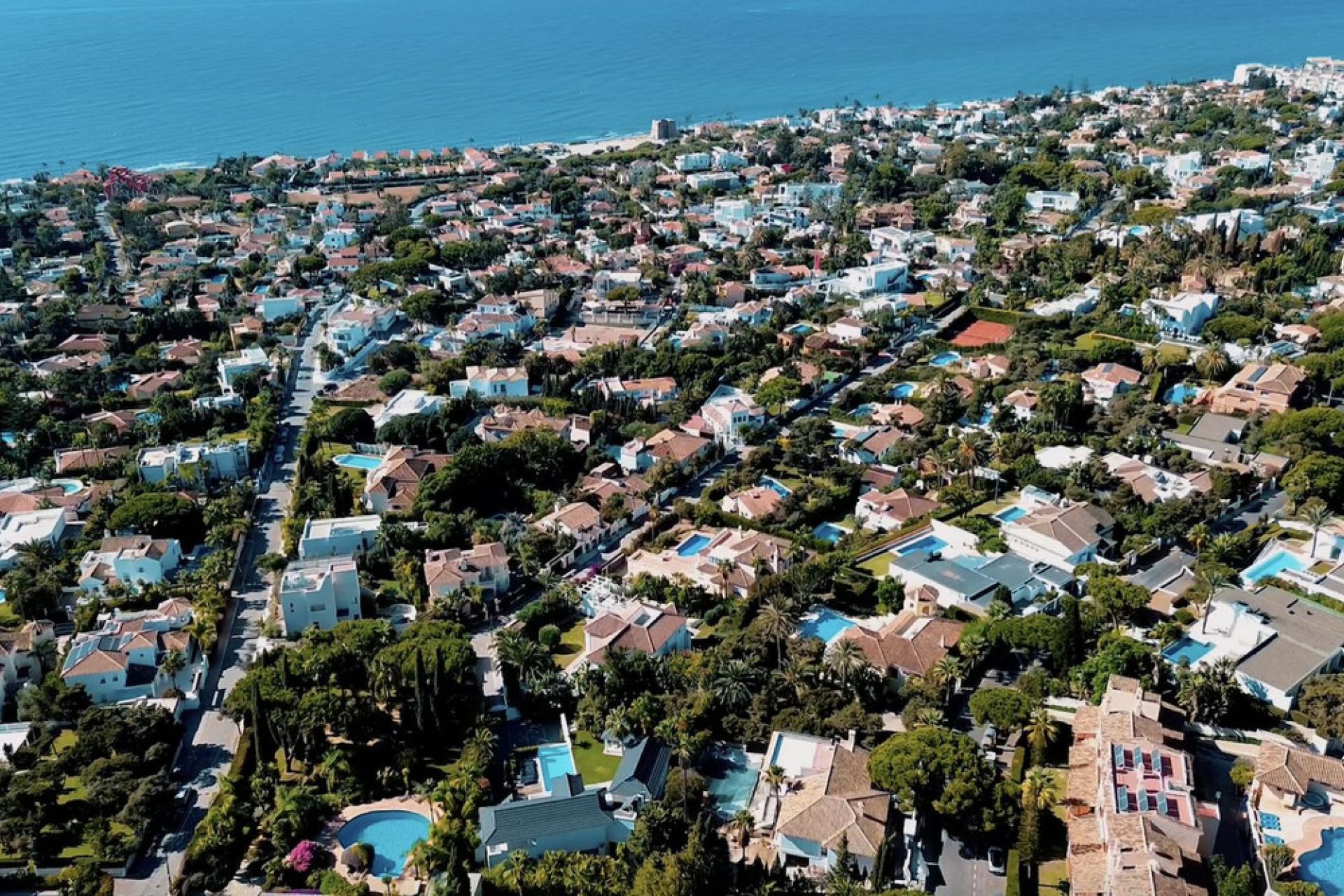 Resale - House - Detached Villa - Marbella - Marbesa