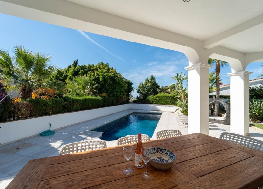 Resale - House - Detached Villa - Marbella - Marbesa