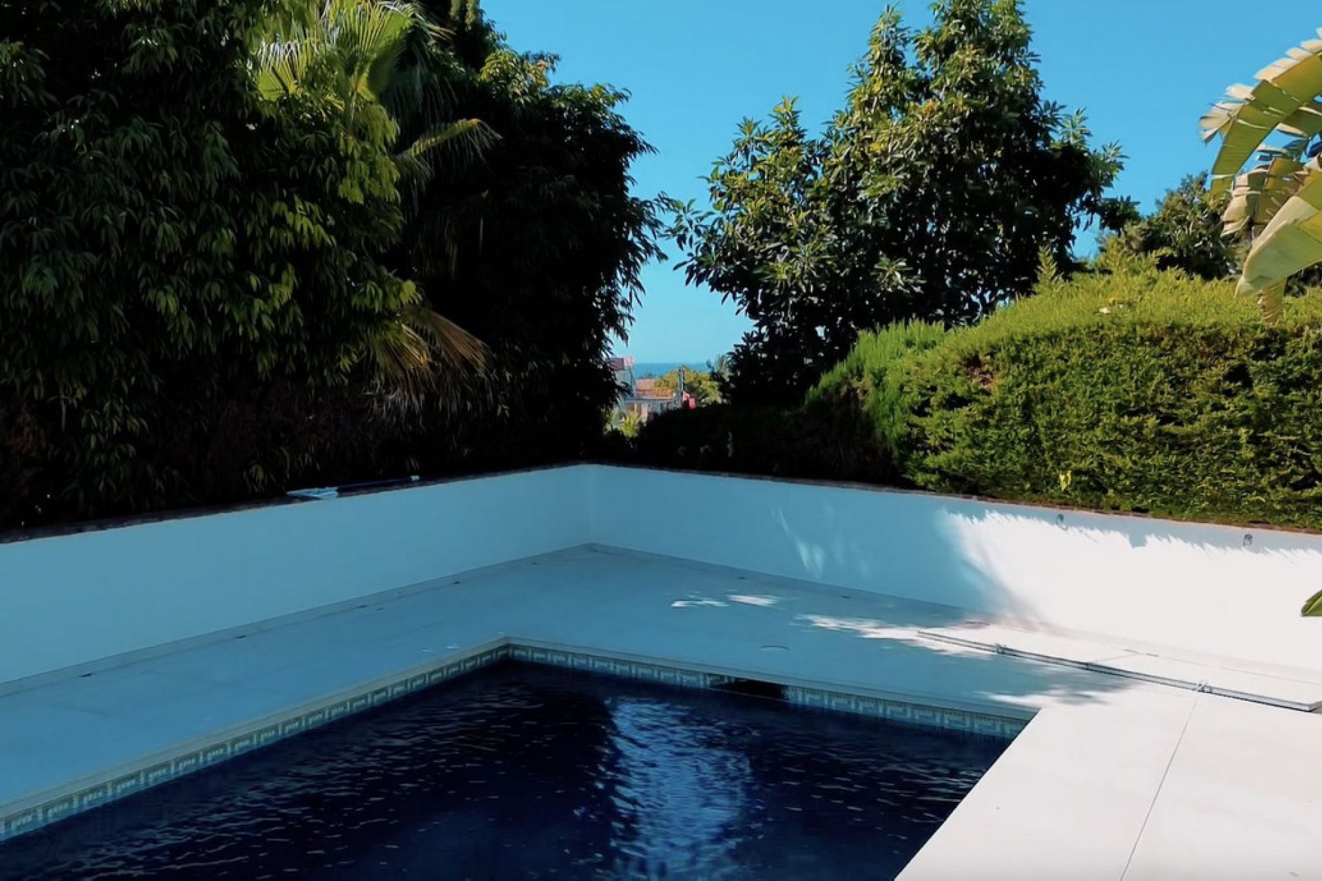 Resale - House - Detached Villa - Marbella - Marbesa