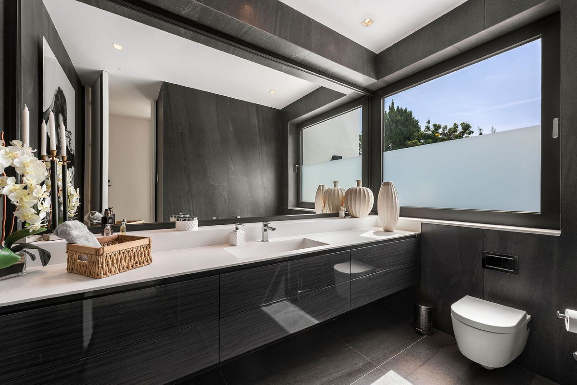 Resale - House - Detached Villa - Marbella - Nagüeles