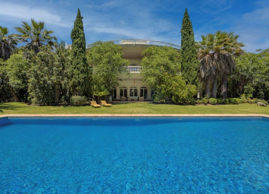 Resale - House - Detached Villa - Marbella - Nagüeles