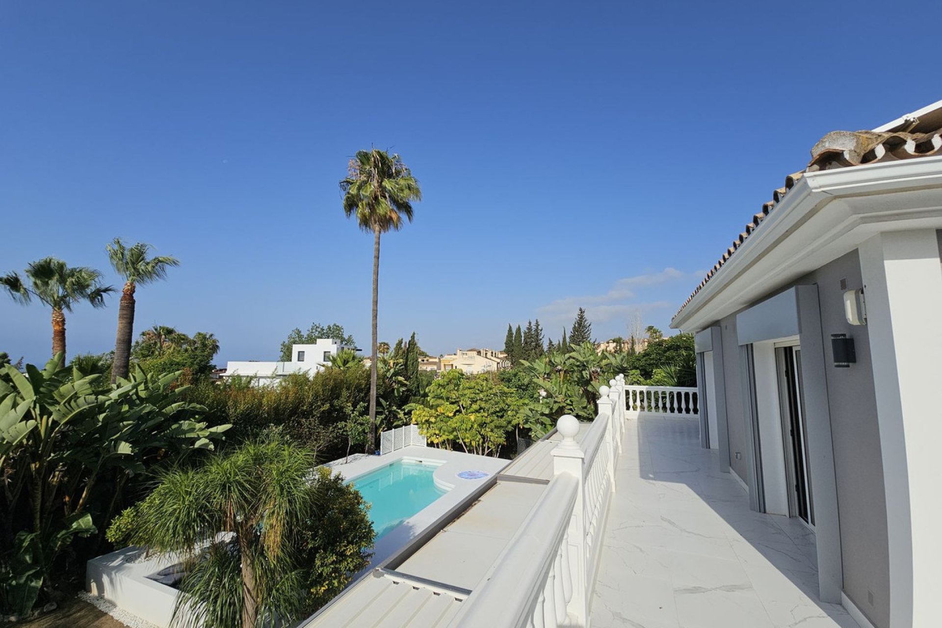 Resale - House - Detached Villa - Marbella - Nagüeles